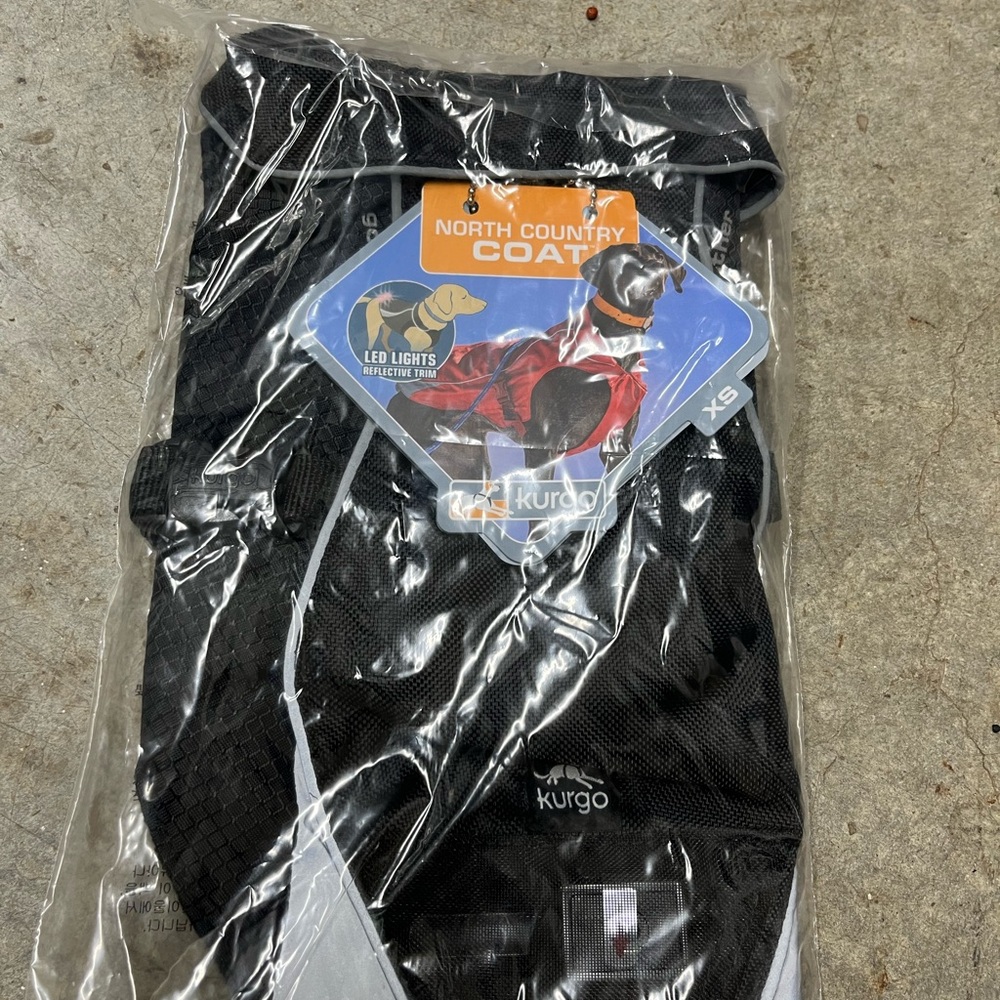 Kurgo North Country Coat with LED Lights